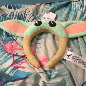 Grogu ears